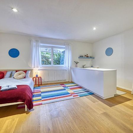 Centrally Located Apartment With Parking Space Caldaro Exterior foto